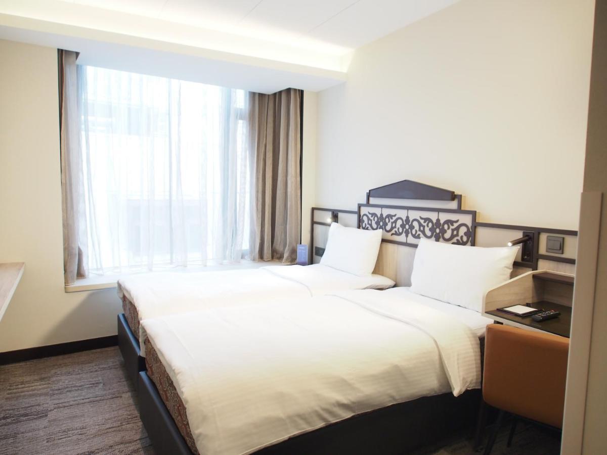 Aqueen Prestige Hotel Lavender Сингапур Екстериор снимка