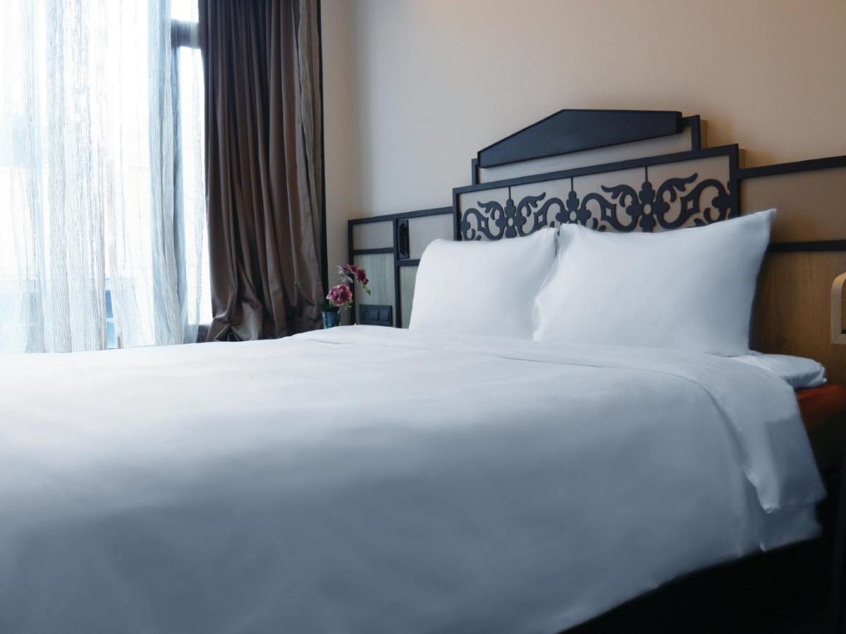 Aqueen Prestige Hotel Lavender Сингапур Екстериор снимка