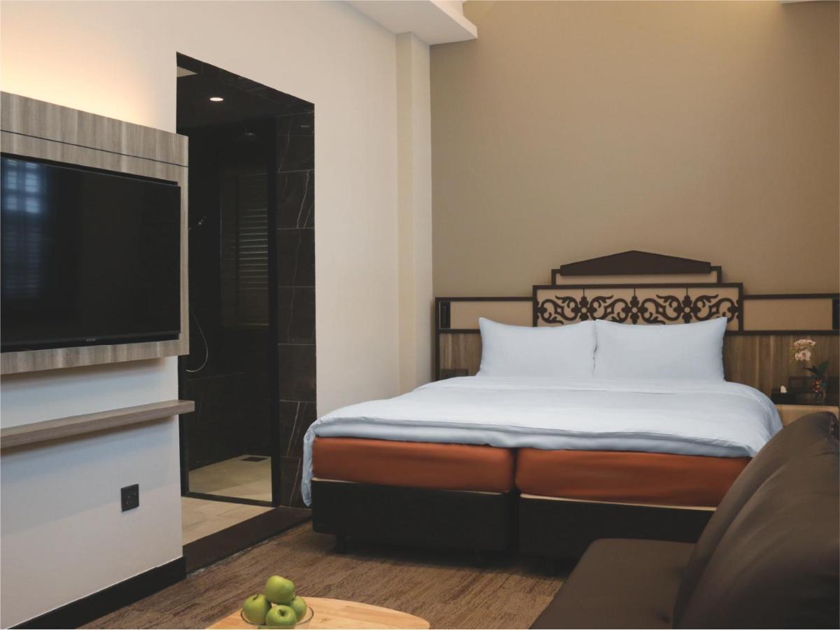 Aqueen Prestige Hotel Lavender Сингапур Екстериор снимка