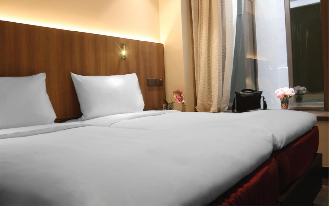Aqueen Prestige Hotel Lavender Сингапур Екстериор снимка